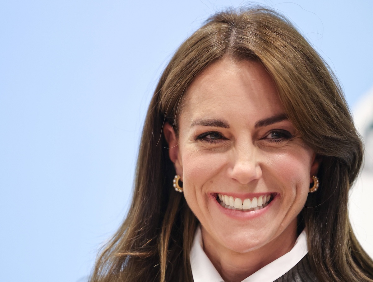 04/10/2023. Bracknell, United Kingdom. Kate Middleton, the Princess of Wales, during a visit to the Vsi Razom Community Hub in Bracknell, United Kingdom, to hear about the work the organisation has been doing to support those who have arrived in the local area from Ukraine. PUBLICATIONxINxGERxSUIxAUTxHUNxONLY xPoolx/xi-Imagesx IIM-24721-0032