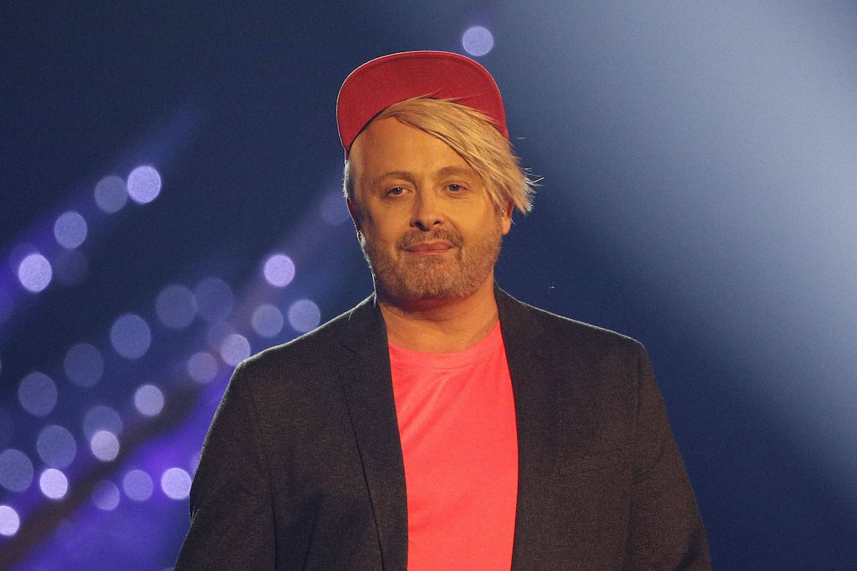 23.10.2021, Westfalenhalle, Dortmund, Florian Silbereisen praesentiert die TV-Schlagershow des Jahres, im Bild Ross Antony auf der Buehne Schlagerbooom 2021 Alles funkelt Alles glitzert *** 23 10 2021, Westfalenhalle, Dortmund, Florian Silbereisen presents the TV hit show of the year, in the picture Ross Antony on stage Schlagerbooom 2021 Everything sparkles Everything glitters