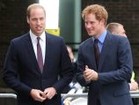 Prinz William und Prinz Harry beweisen: mit ihnen wird es nie langweilig. Jetzt kommt dieses pikante Geheimnis ans Licht.